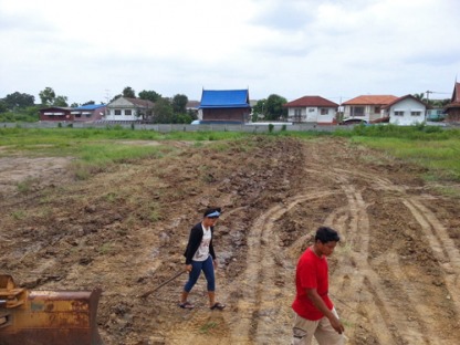 รับถมดิน บางใหญ่ - รับถมดิน ถมที่ นนทบุรี - โชคประวิทย์ 